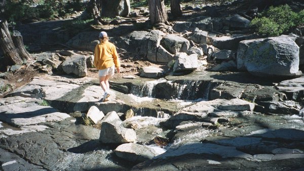 38 Water streaming down along the big fall.jpg