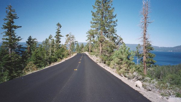 39 Scary to drive in winter, since it goes steeply down on bothe sides.jpg