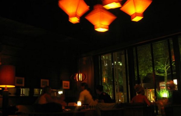 2005-06-27j Phoenix Bar.jpg