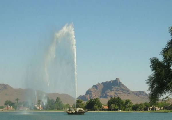 2005-06-28f Phoenix Fountain.jpg