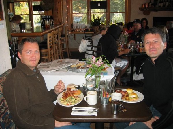 2005-10-08a Breakfast.JPG