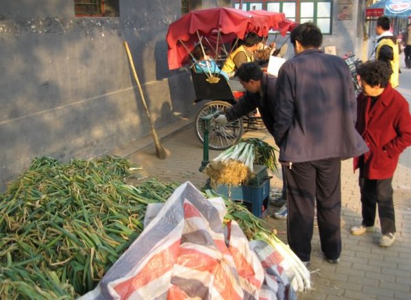 2005-11-12o Veggie Sales.JPG