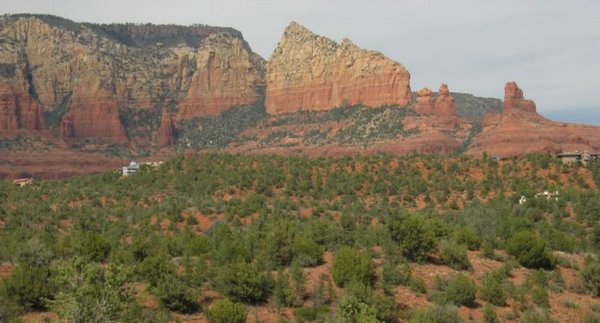 2006-03-25e Outside Sedona.JPG