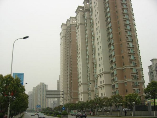 2006-04-01q Pudong Appartments 3.JPG