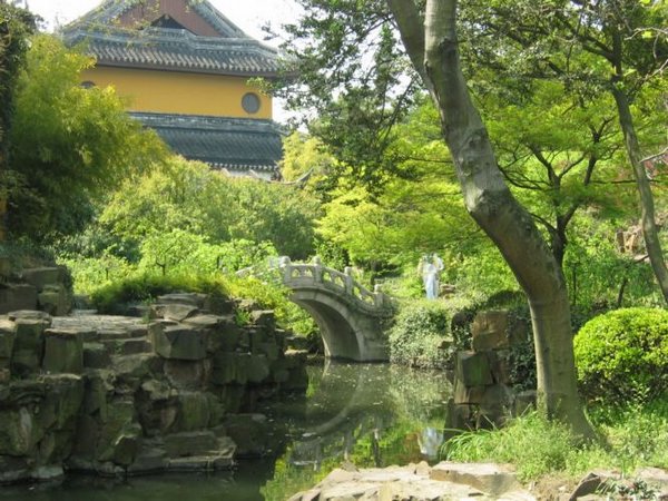 2006-04-02e North Pagoda Garden.JPG