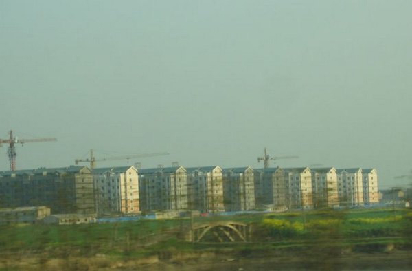 2006-04-02x Green Field Buildings 1.JPG