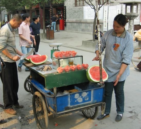2006-04-08v Melon Vendor.JPG