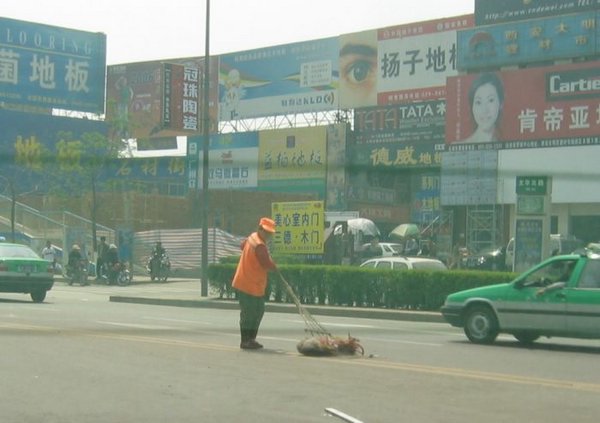 2006-04-10j Street Cleaner.JPG