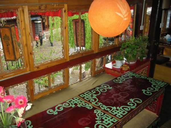 2006-04-11c Tibetan Restaurant.JPG