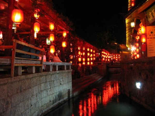 2006-04-12m Lanterns and Brook.JPG