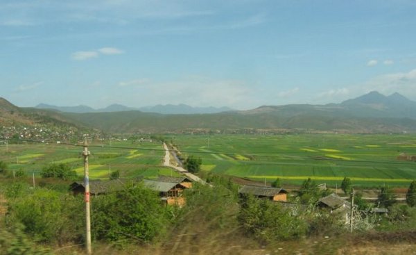 2006-04-13b Countryside.JPG