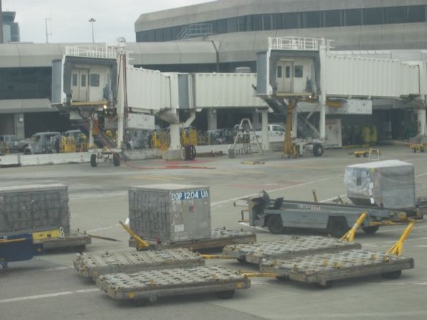 2006-04-22a SFO.JPG