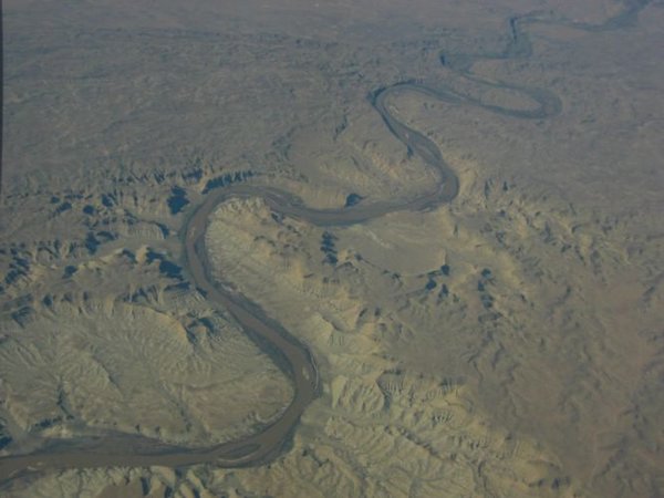 2006-04-22g Snaky River.JPG
