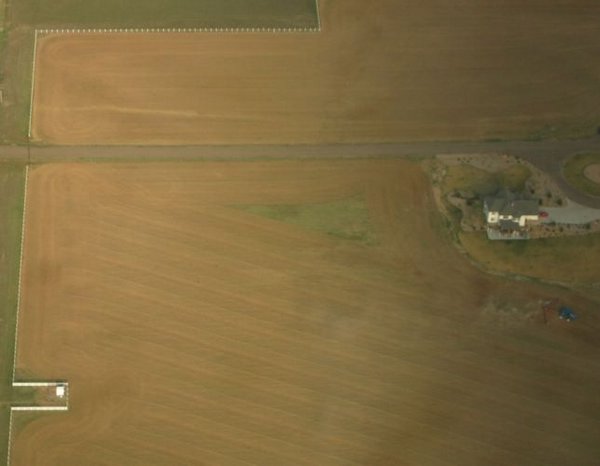 2006-04-22j Tractor.JPG