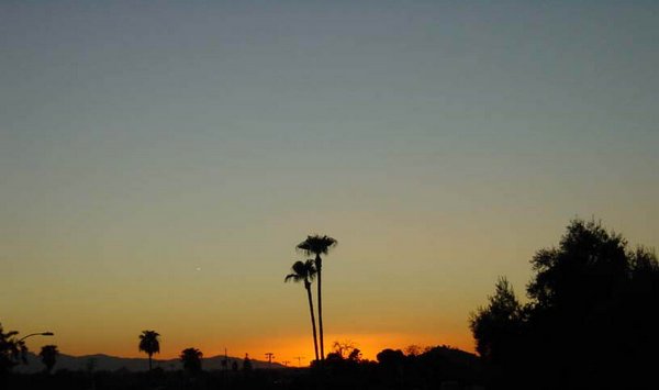2001-08-25b Sunset in Phoenix.jpg