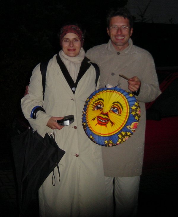 2001-11-08c My sister and I had a lantern too.jpg