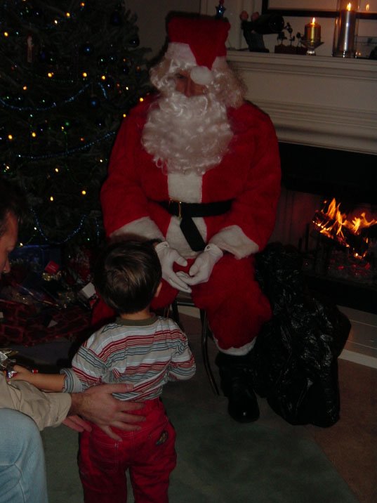 2001-12-23b Santa Claus Is Coming To Town.jpg