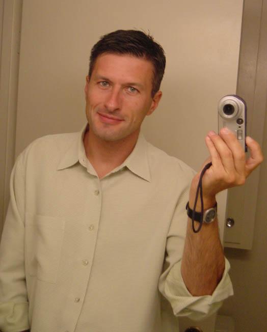 2002-03-21a Short hair.jpg