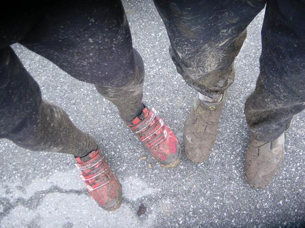 2002-03-23c Accumulated Mud.jpg