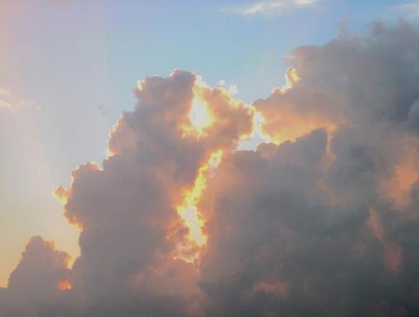 2002-06-07a Key West Clouds I.jpg