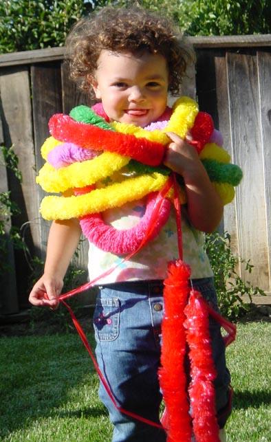 2002-06-22c Victorias Leis.jpg