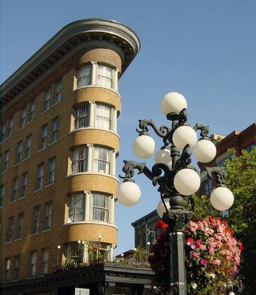 2002-08-22d Gastown.jpg