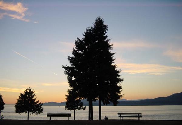 2002-08-22i Sunset over Georgia Strait.jpg