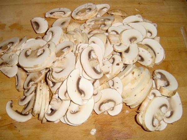 2002-09-20a Cut mushrooms.JPG