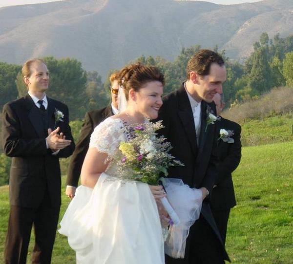 2002-10-19b The newlyweds.JPG