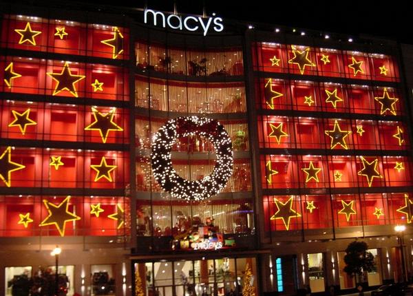 2002-12-07a Macys.JPG