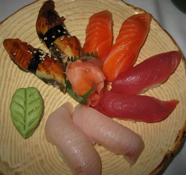 2003-01-23 Sushi.JPG