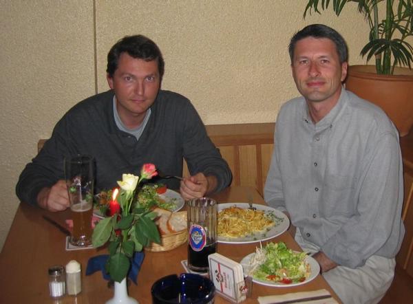 2003-03-28d Kaesespaetzle with Tim.JPG