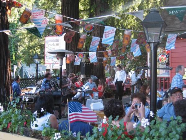 2003-07-20e Octoberfest.JPG