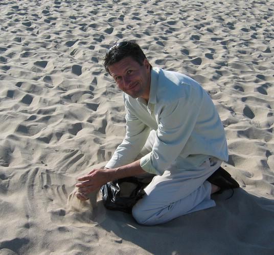 2003-08-24d Beach Collector.JPG