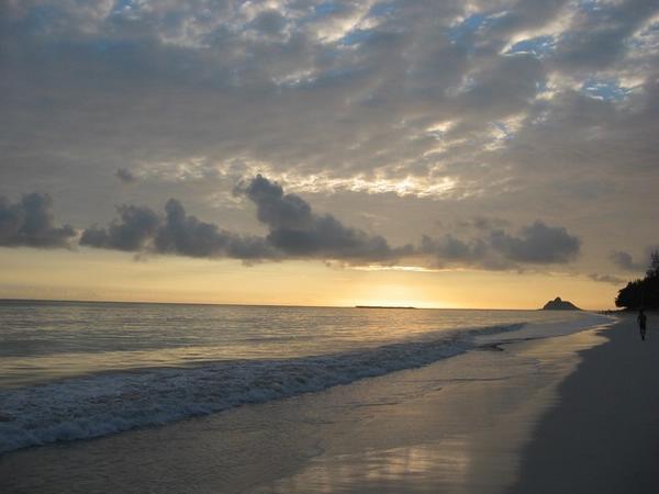 2003-09-22a Sunrise Kailua.JPG