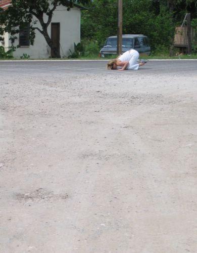 2003-11-19g Laurie Happy for Asphalt.jpg