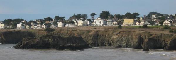 2003-12-30d Mendocino Panorama.JPG