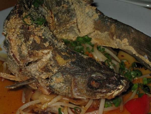 2004-01-10e Whole Fried Fish.JPG