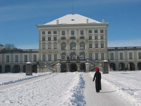 2004-01-31d Castle with red hat.JPG