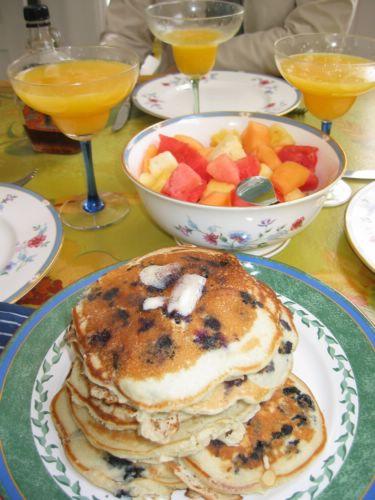2004-04-11a Easter Brunch.jpg
