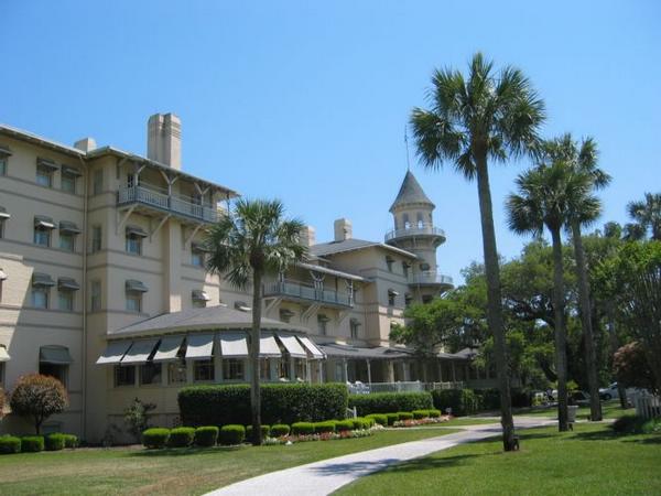 2004-04-18f Jekyll Island Club Hotel.JPG