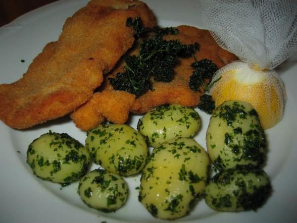 2004-04-23g Wiener Schnitzel.JPG