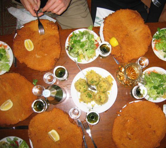 2004-04-25f Schnitzel Table.JPG