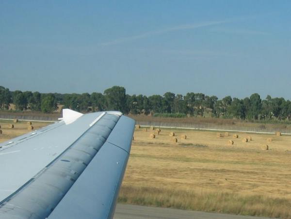 2004-07-16b Rome Airport.JPG