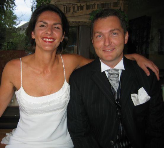 2004-08-21a Happy Couple.jpg