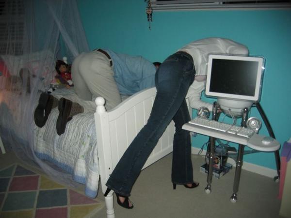 2004-09-23f Dana Kid's Room.JPG
