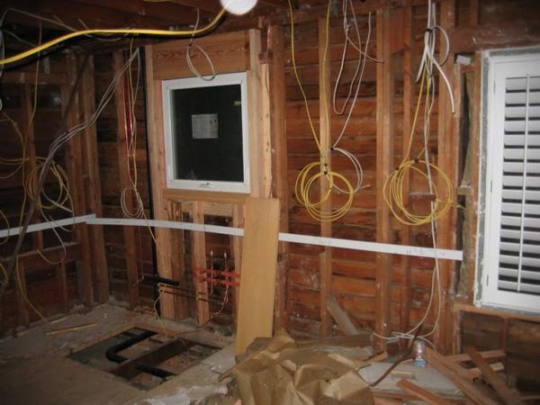 2004-09-23h Dana Kitchen.JPG
