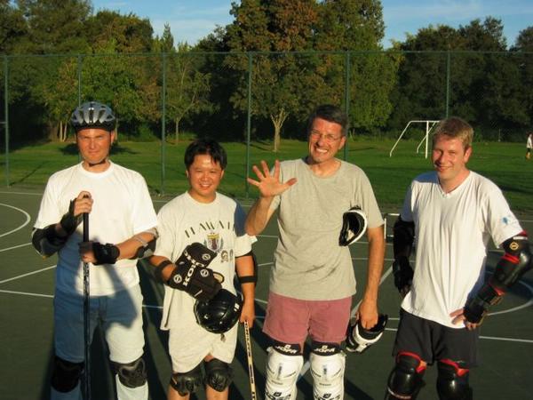 2004-10-12b Rollerhockey.JPG