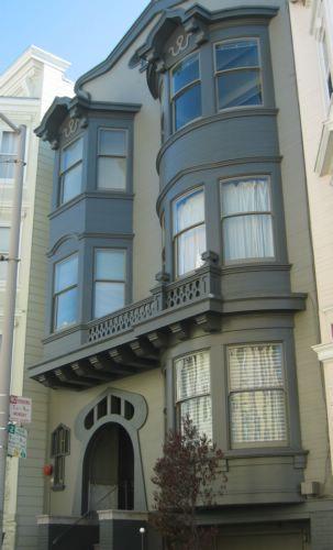 2004-11-06d Nice House.jpg