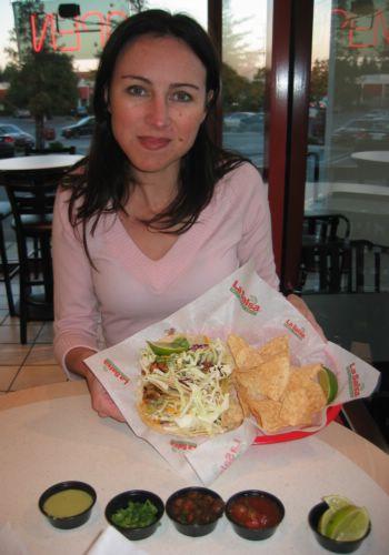 2004-11-13b Marlene Snack.jpg